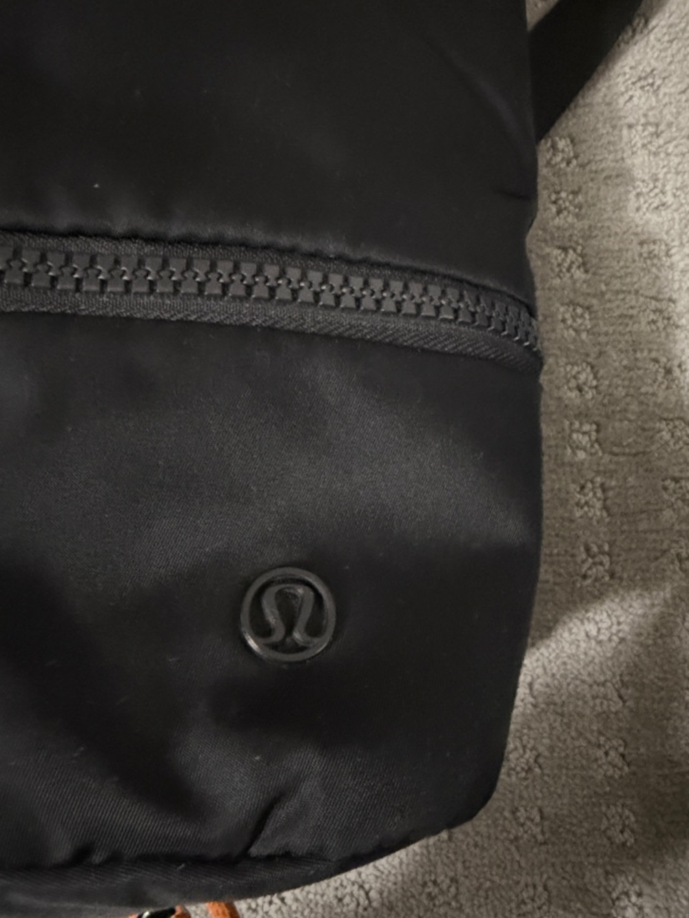 Lululemon Black Crossbody/Shoulder - Picture 2 of 3
